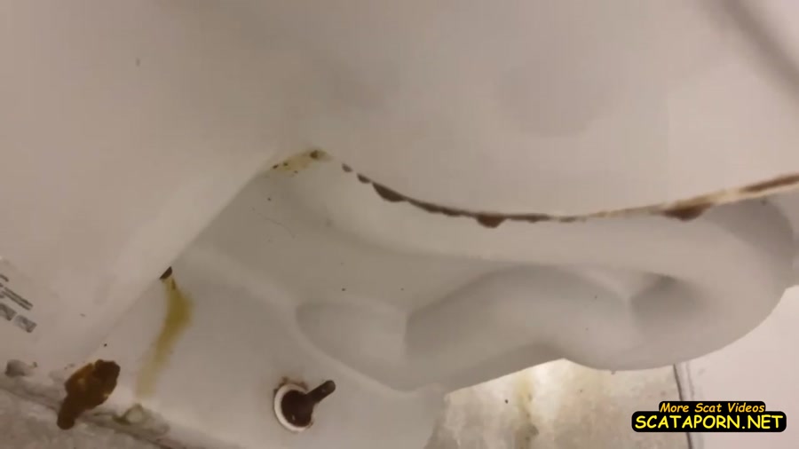 Destroying restrooms VOL 1 – Amateurs