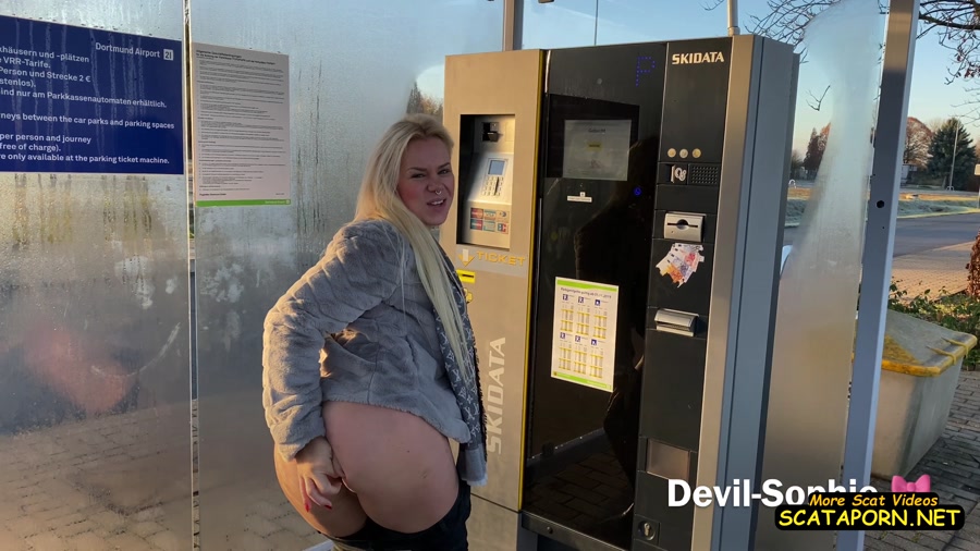 Devil Sophie Shed on ticket machines – now fully lubricated