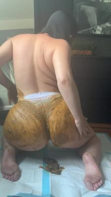 This panty poop turned real messy with Natalielynne699