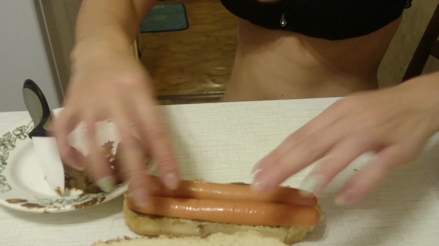 Brown wife Hotdog With Shit Is Delicious Food